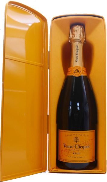 Veuve Clicquot SMEG (Retro-Kühlschrank als Geschenkverpackung)